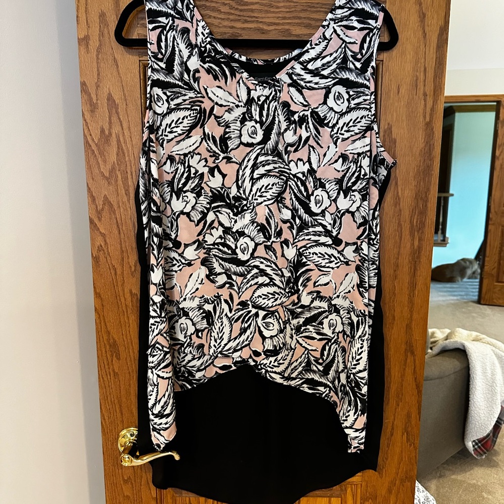 Karen Kane top